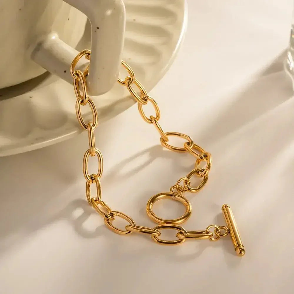18K Gold - Plated Stainless Steel Toggle Chain Bracelet - Update AvenueBraceletsTrendsi10050005403152110050005403152118K Gold - Plated Stainless Steel Toggle Chain BraceletGold
