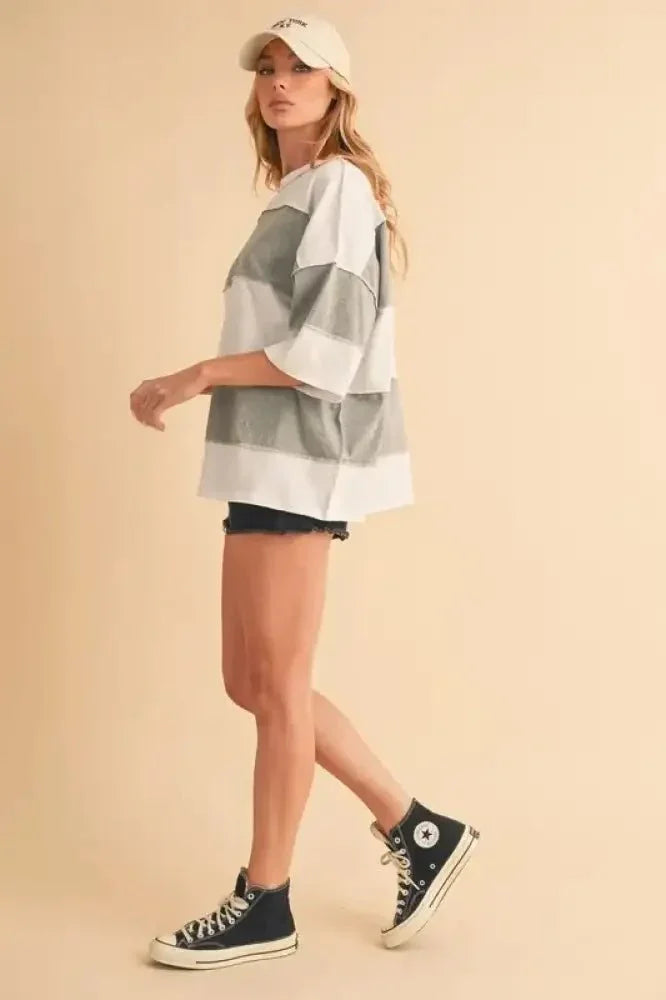 Aemi+Co Color Block Round Neck Short Sleeve T-Shirt - Update AvenueT-ShirtsTrendsi100100729101940100100729101940ad6252a4ed3d4e81893a30c80b1a0a85 - Max - OriginWHITE HEATHER GRAY
