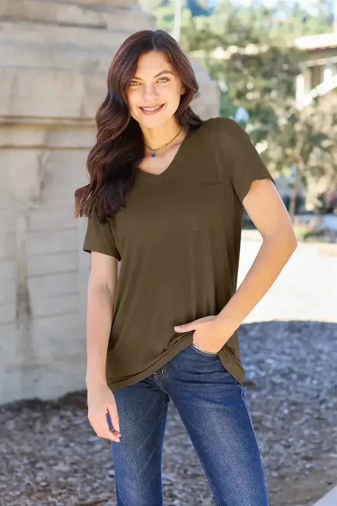 Basic Bae Full Size V - Neck Short Sleeve T-Shirt - Update AvenueT-ShirtsTrendsi1001010052569231001010052569234d413417dfc44e48ab5eb493269eaca0 - MaxMocha