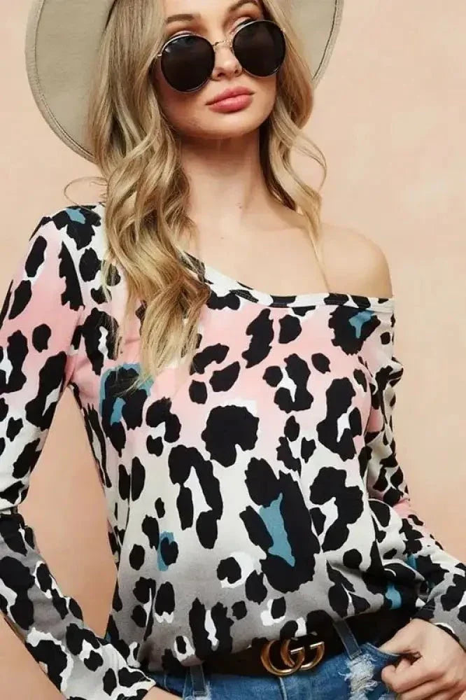 BiBi Gradation Leopard Print Soft Knit Deep U Neck Top - Update AvenueT-ShirtsTrendsi1001009549712851001009549712851faf02b8c49048aa84cb775ec3ab0abf - Max - OriginBLUSH/CHARCOAL