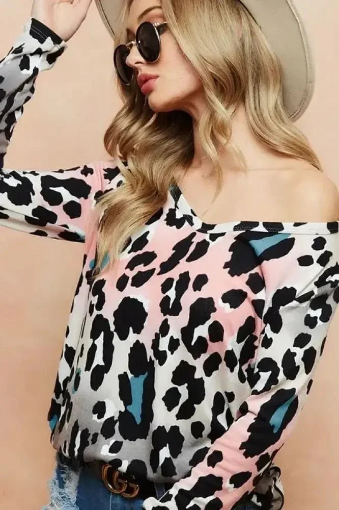 BiBi Gradation Leopard Print Soft Knit Deep U Neck Top - Update AvenueT-ShirtsTrendsi100100954971285100100954971285f6d872970b5249169abc895b23ea3e3d - Max - OriginBLUSH/CHARCOAL