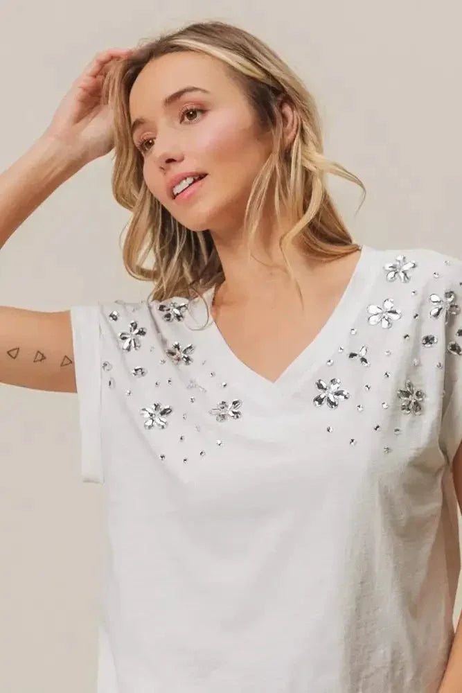 BiBi Slub Jersey Rhinestone V Neck Top - Update AvenueT-ShirtsTrendsi1001005720314921001005720314927acfd39573a24be7a5a686d63d350f1e - Max - OriginOFF WHITE