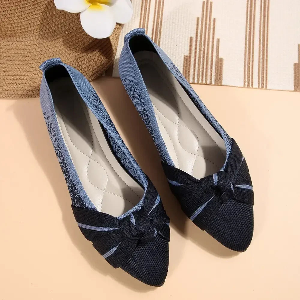 Contrast Point Toe Flats Slip-Ons