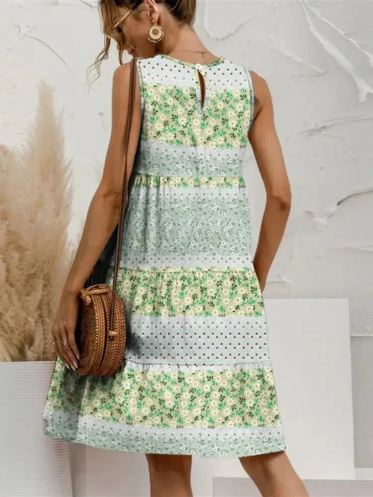 FAM - FAM Tiered Printed Round Neck Sleeveless Dress - Update AvenueEffortless Elegance: DressesTrendsi100100520165940100100520165940653acb75 - a7a0 - 46c4 - b033 - beb9a5c80814 - MaxLight Green