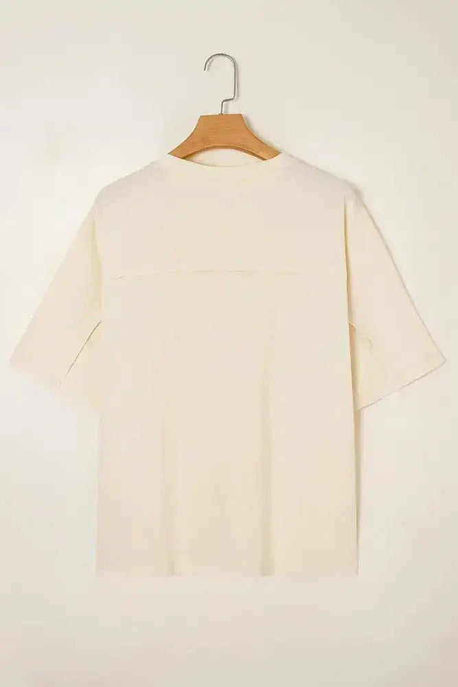 Flower Patched Exposed Stitching Trim Crew Neck Loose Tee - Update AvenueT-ShirtsTrendsi1001002509963231001002509963236ff3bc0c - b55d - 471e - a210 - ba4291efcbce - Max - OriginCream