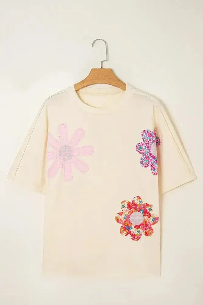 Flower Patched Exposed Stitching Trim Crew Neck Loose Tee - Update AvenueT-ShirtsTrendsi1001002509963231001002509963238222eb6b - e7ae - 4f14 - b520 - 52cb9335e34b - Max - OriginCream