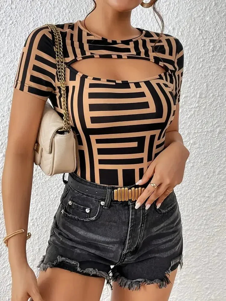 Geometric Print Cutout Short Sleeve T-Shirt - Update AvenueT-ShirtsTrendsi1001008313711581001008313711582bc705b3a266433ea9e05b65340e7590 - Max - OriginKhaki