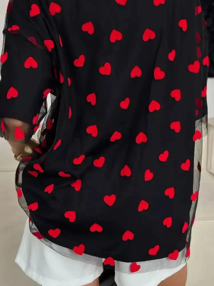 Heart Print Oversized T-Shirt - Update AvenueT-ShirtsTrendsi1001002009410311001002009410319c989f98 - ed15 - 4b11 - b05e - 9fb4aca58eed - Max - OriginBlack