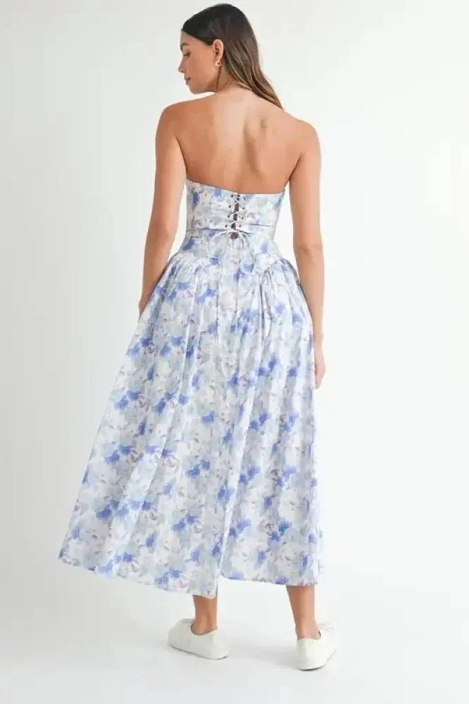 MABLE Sweetheart Neckline Floral Printed Midi Dress - Update AvenueEffortless Elegance: DressesTrendsi1001007768219151001007768219154b5898507fd94ffc9f37d0007a203958 - Max - OriginBlue