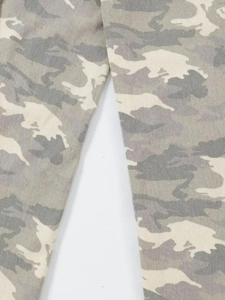 Men's Camo Wide Leg Cargo Jeans - Update AvenueTrendsi100400180616528100400180616528Men's Camo Wide Leg Cargo JeansCamouflage