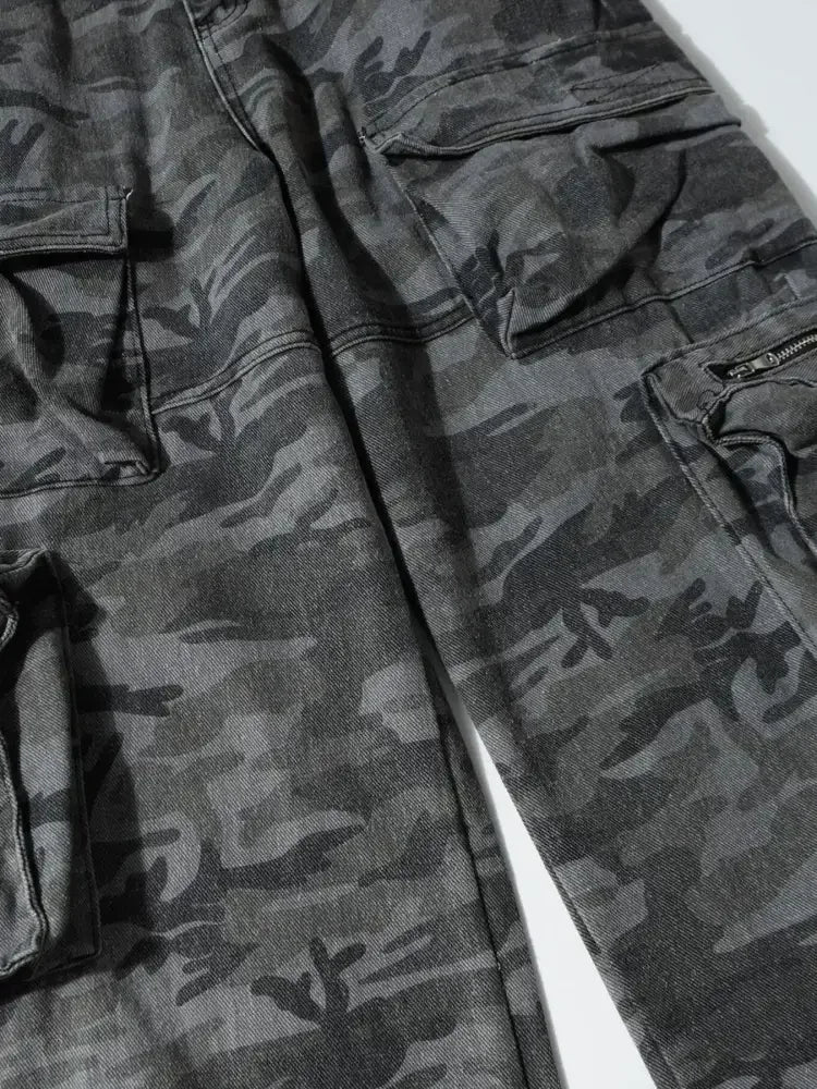 Men's Camouflage Cargo Jeans with Multi-Pockets