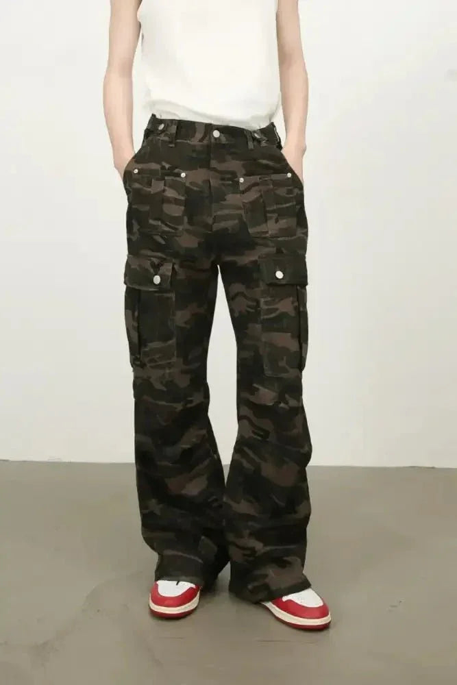 Men's Camouflage Jeans with Cargo Pockets - Update AvenueTrendsi100400333754695100400333754695Men's Camouflage Jeans with Cargo PocketsGreen Camouflage