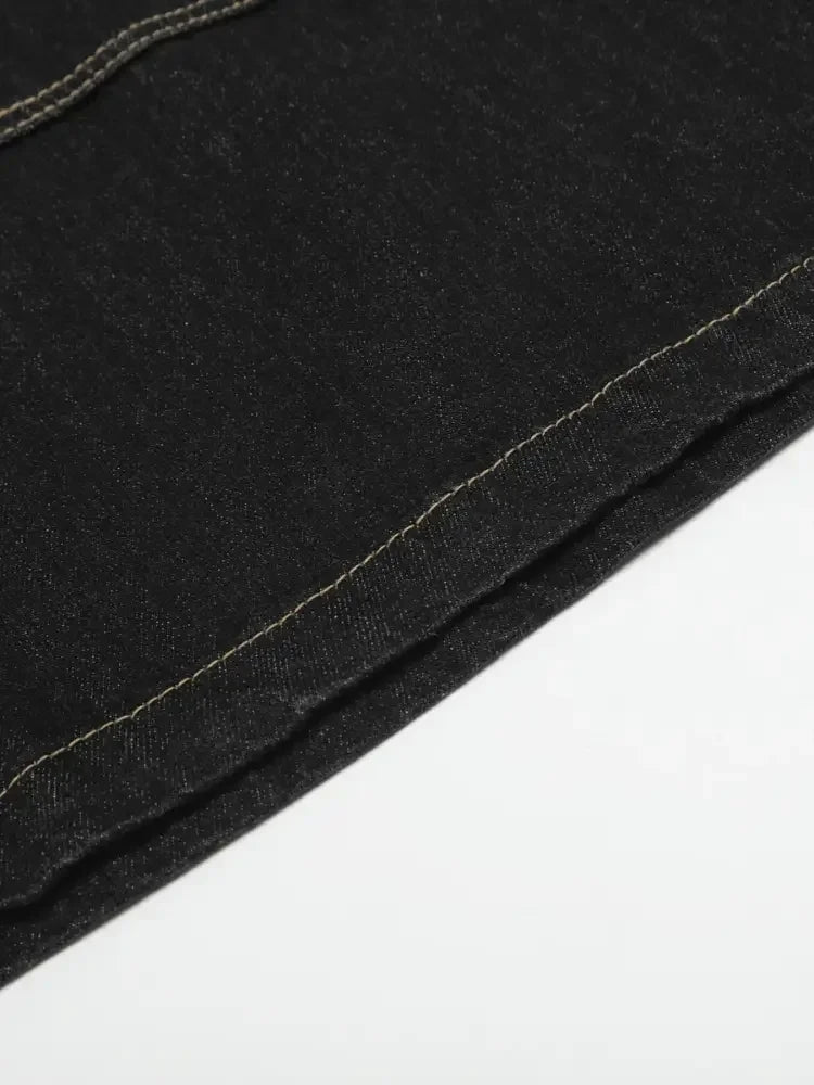 Men's Wide-Leg Denim Shorts with Contrast Stitching