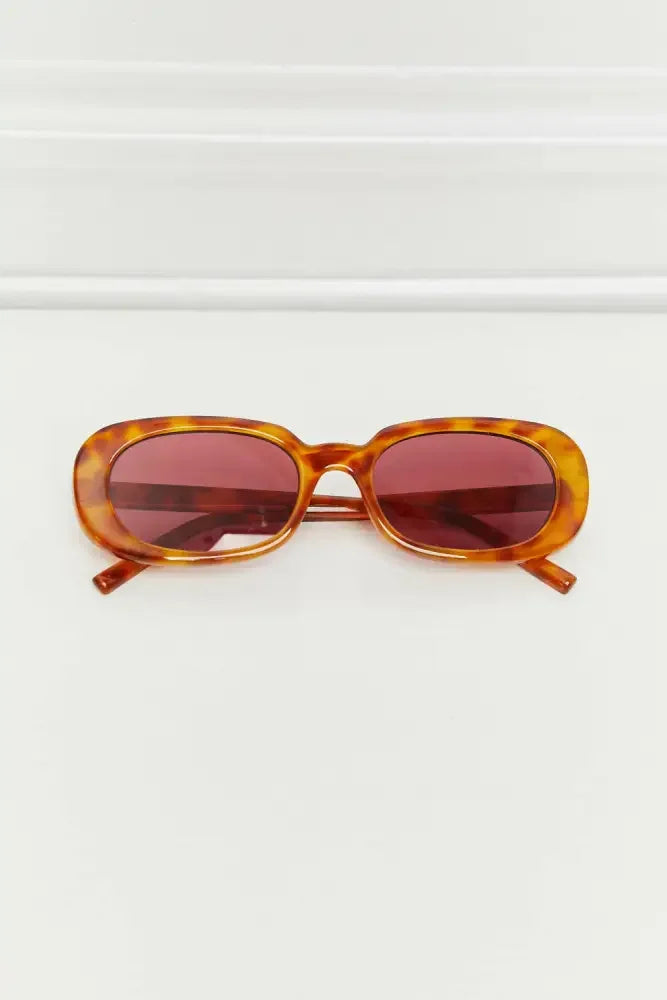Oval Full Rim Sunglasses