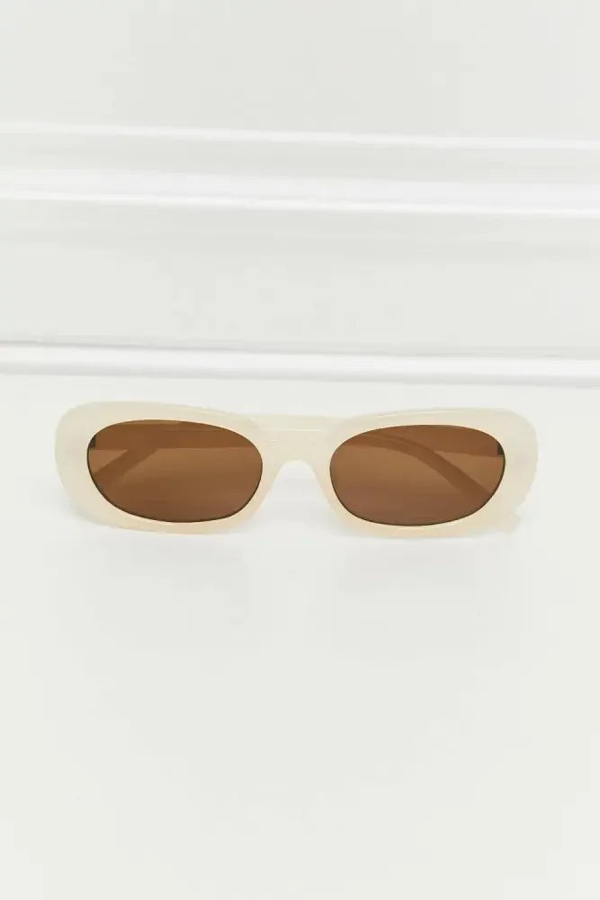 Oval Full Rim Sunglasses