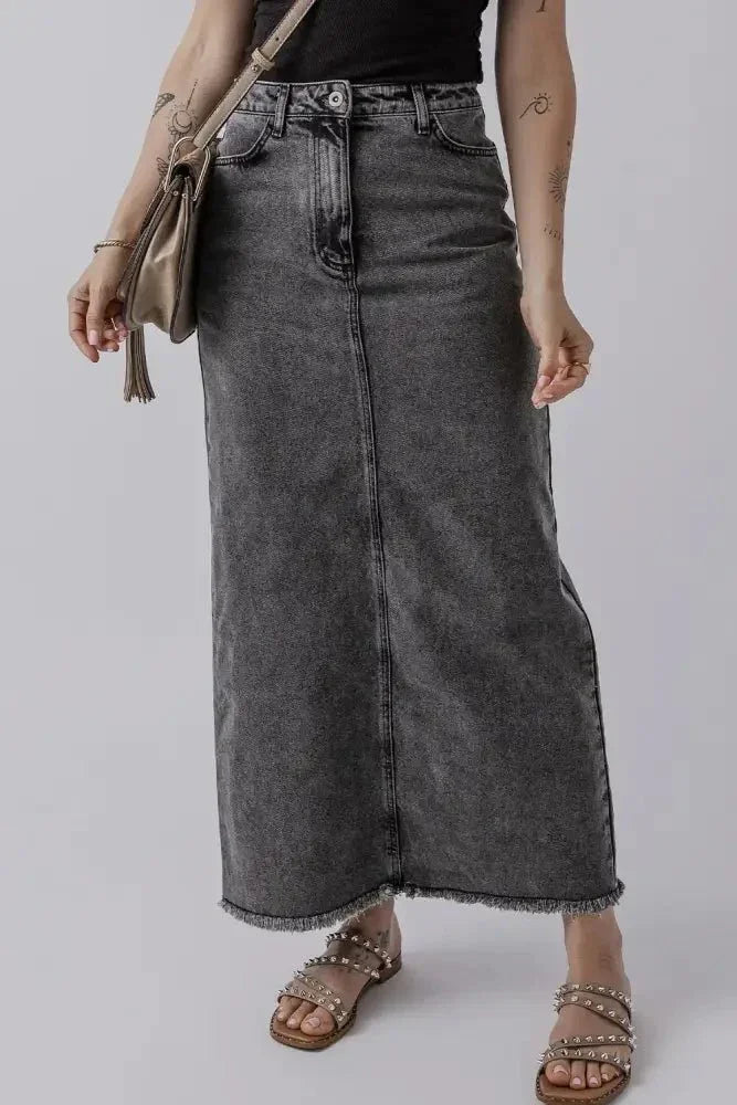 Raw Hem Midi Denim Skirt with Pockets - Update AvenueDenim Dresses & SkirtsTrendsi1001004185519471001004185519476073050a - 1935 - 4649 - 851b - fc068421fc02 - MaxDark