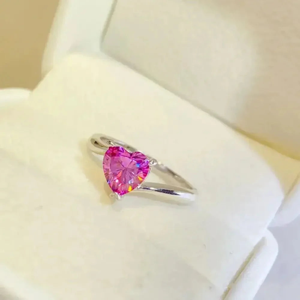1 Carat Moissanite 925 Sterling Silver Ring - Update AvenueRingTrendsi1005002089815731005002089815731 Carat Moissanite 925 Sterling Silver RingSilver
