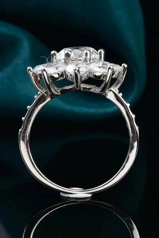 1 Carat Moissanite Flower Ring - Update AvenueRingTrendsi1001002269784451001002269784451 Carat Moissanite Flower RingSilver