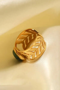 18k Gold Plated Malachite Leaf Ring - Update AvenueRingTrendsi10010044957060110010044957060118k Gold Plated Malachite Leaf RingTophus