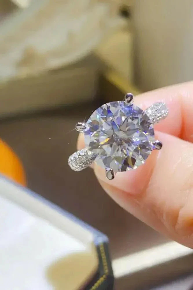 5 Carat Moissanite 925 Sterling Silver Ring - Update AvenueRingTrendsi1013005835392061013005835392065 Carat Moissanite 925 Sterling Silver RingSilver