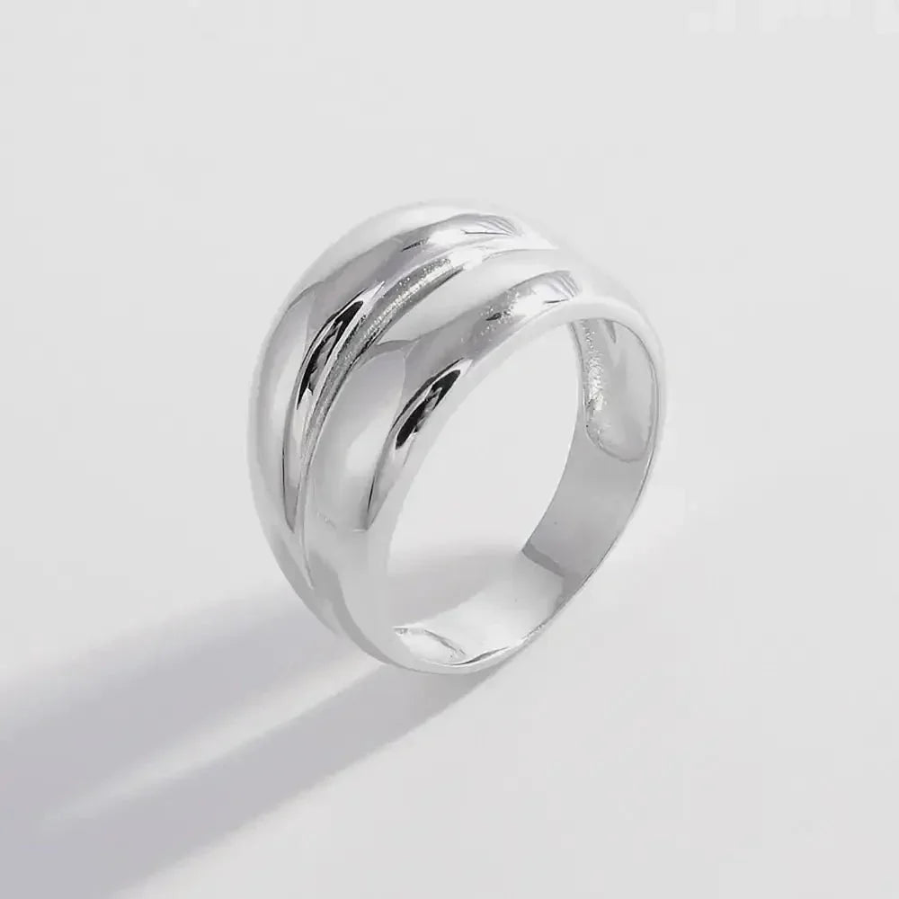 925 Sterling Silver Bulging Ring - Update AvenueRingTrendsi100500064221741100500064221741925 Sterling Silver Bulging RingSilver