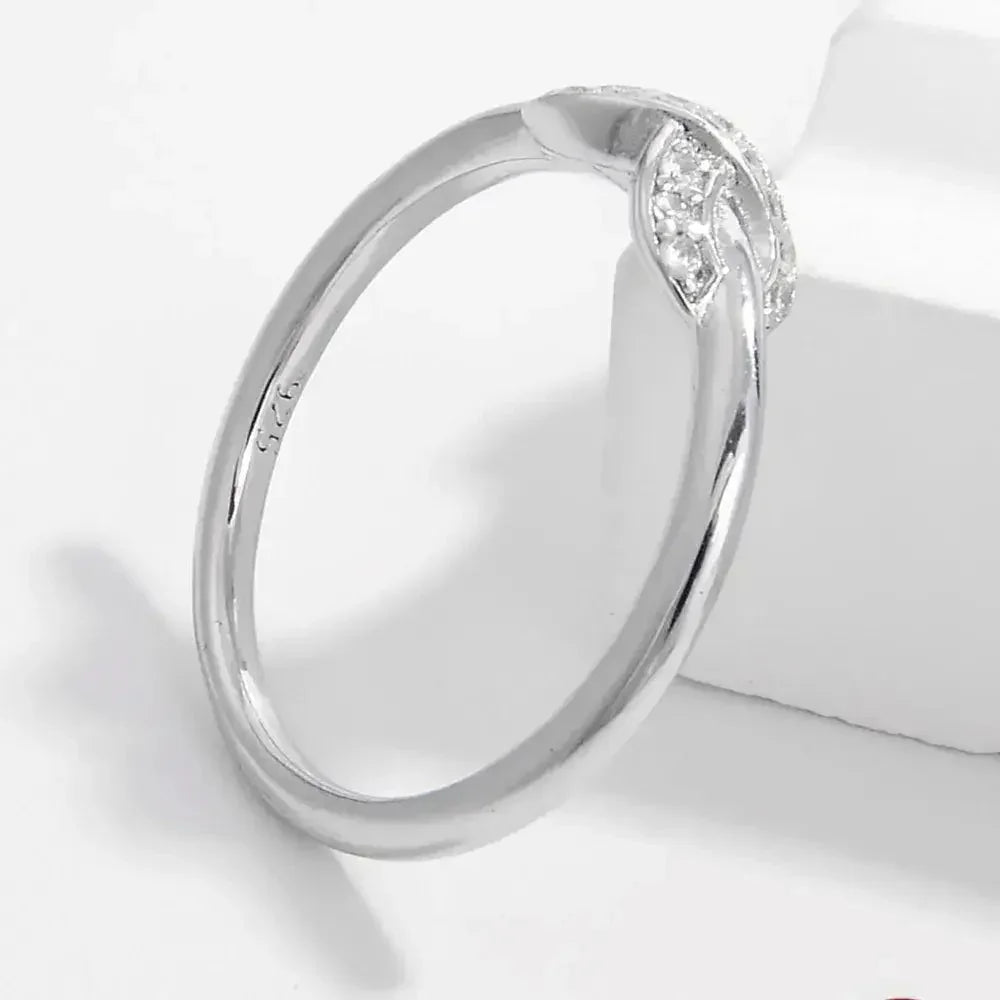925 Sterling Silver Zircon Geometric Ring - Update AvenueRingTrendsi100500101231886100500101231886925 Sterling Silver Zircon Geometric RingSilver