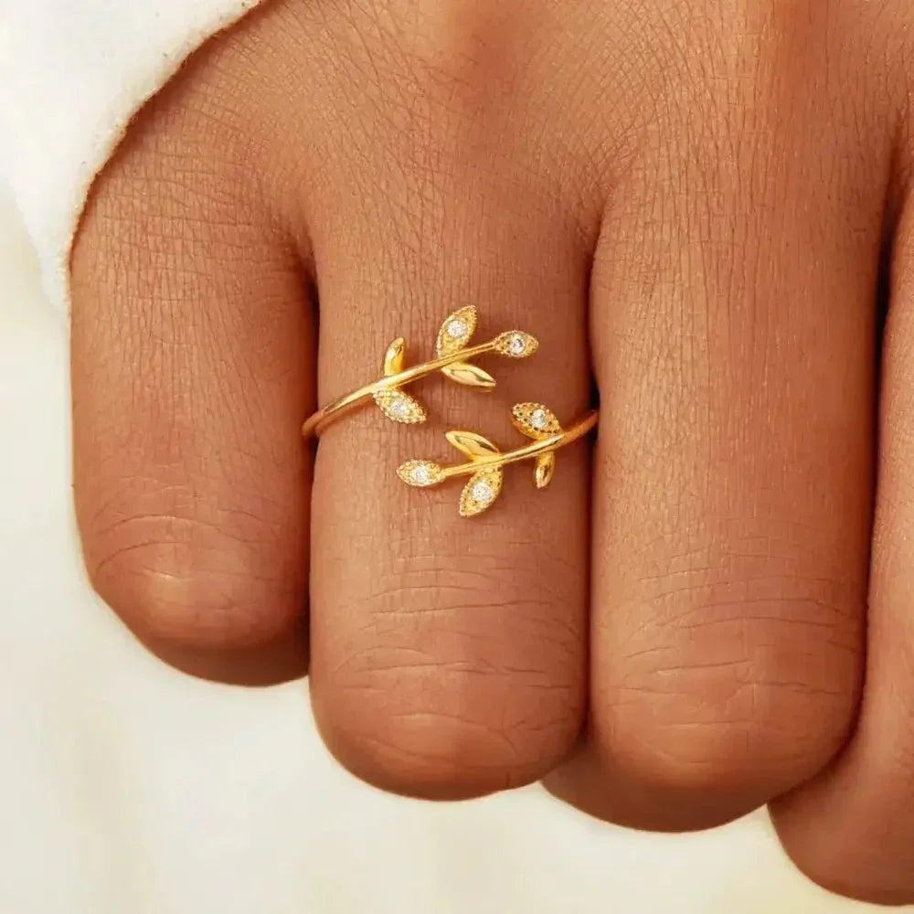 925 Sterling Silver Zircon Leaf Shape Ring - Update AvenueRingTrendsi100500188491460100500188491460925 Sterling Silver Zircon Leaf Shape RingGold