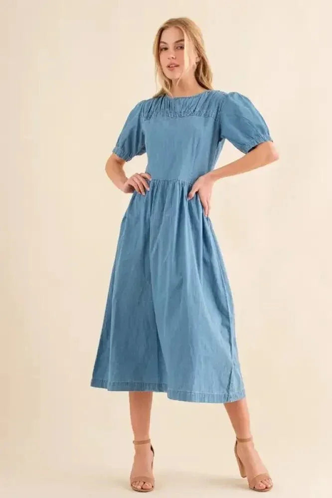 And The Why Full Size Washed Chambray Midi Dress Plus Size - Update AvenueEffortless Elegance: DressesTrendsi1001008437319001001008437319008cb1430cdc6343129205e7e9b5606c5d - Max - OriginDenim Blue