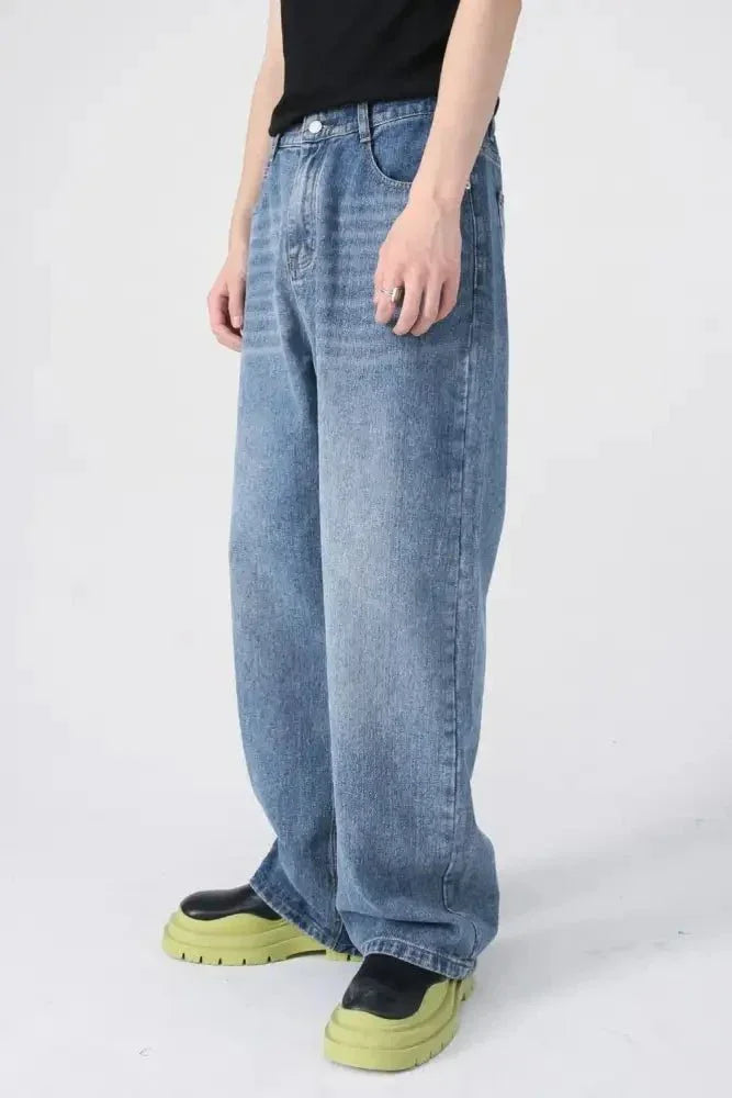 Baggy Jeans with Pockets - Update AvenueTrendsi100400213514226100400213514226Baggy Jeans with PocketsLight Blue