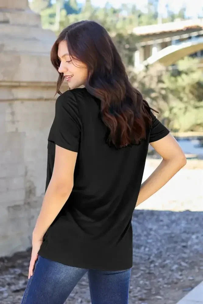 Basic Bae Bamboo Full Size V - Neck Short Sleeve T-Shirt - Update AvenueT-ShirtsTrendsi1001005234271571001005234271579235260c - 1530 - 4f30 - baf8 - 5bca1f5a7ac1 - MaxBlack