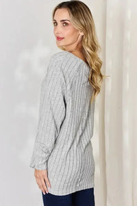 Basic Bae Full Size Ribbed Round Neck Slit T-Shirt - Update AvenueT-ShirtsTrendsi10010108949137510010108949137516804998 - 459e - 4665 - ba19 - 0fd154eee689 - MaxLight Gray
