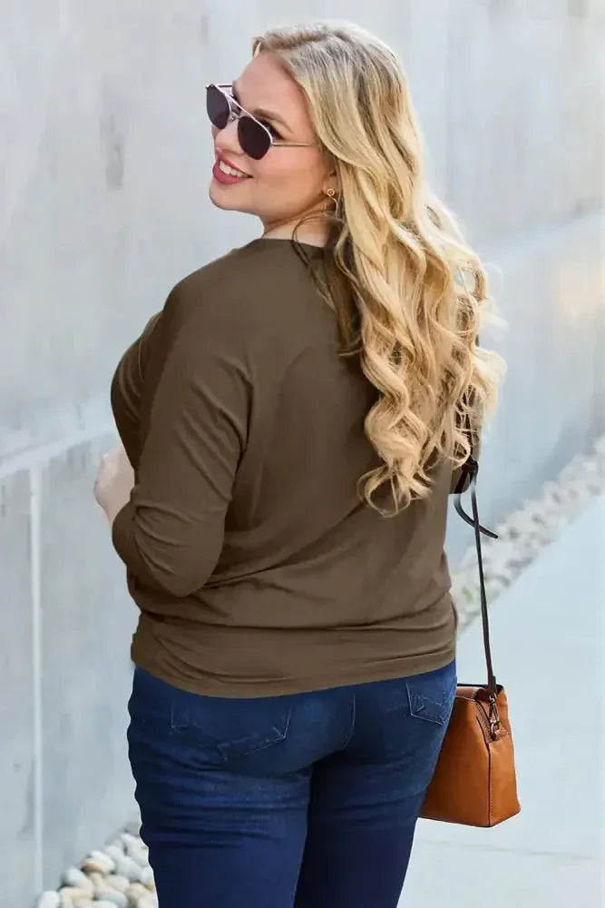 Basic Bae Full Size Round Neck Batwing Sleeve Top - Update AvenueTrendsi100101149811836100101149811836ae3bc301 - 8c03 - 49f9 - 967f - 1e1b095a20e9 - MaxBrown