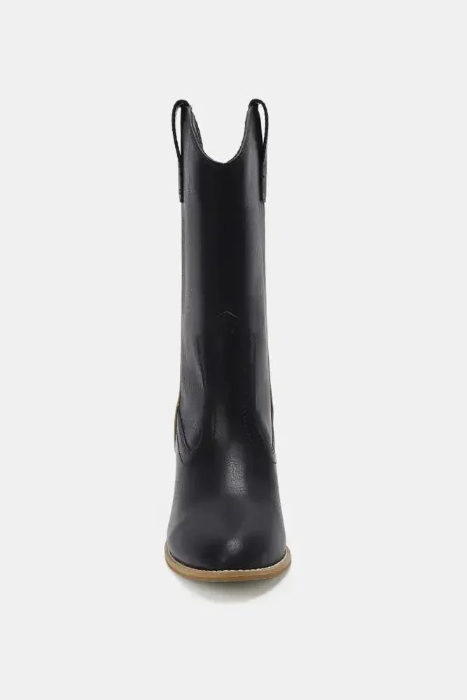 Beast Fashion Butterfly Cut Detail Point Toe Boots - Update AvenueTrendsi100600612851389100600612851389Beast Fashion Butterfly Cut Detail Point Toe BootsBlack