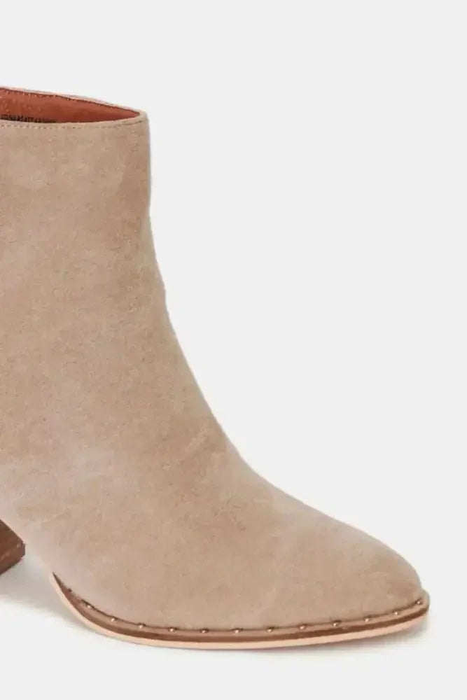 Beast Fashion Suede Point Toe Ankle Booties - Update AvenueTrendsi100600275641618100600275641618Beast Fashion Suede Point Toe Ankle BootiesTaupe