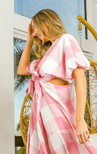 BiBi Front Tied Puff Sleeve Checkered Dress with Cut Out Detail - Update AvenueTrendsi10010014719136310010014719136301dd184a - a576 - 45e4 - a4aa - 63d921fb852b - Max - OriginBLUSH