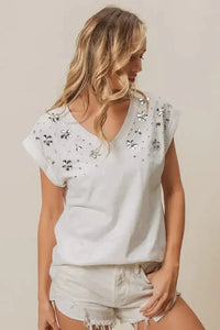 BiBi Slub Jersey Rhinestone V Neck Top - Update AvenueT-ShirtsTrendsi1001005720314921001005720314922a023ffb68a845feb09f9d300a896494 - Max - OriginOFF WHITE
