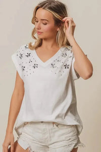 BiBi Slub Jersey Rhinestone V Neck Top - Update AvenueT-ShirtsTrendsi1001005720314921001005720314923f46c1a0908e4725b10246010f378976 - Max - OriginOFF WHITE