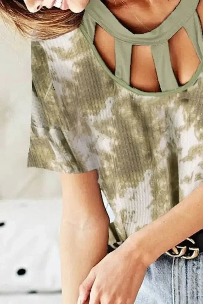 BiBi Tie Dye Print Waffle Top with Contrast Caged Neck - Update AvenueT-ShirtsTrendsi10010051391145610010051391145689716e0b - 4629 - 4dee - 8c4c - dd52055a7338 - Max - OriginVINTAGE OLIVE