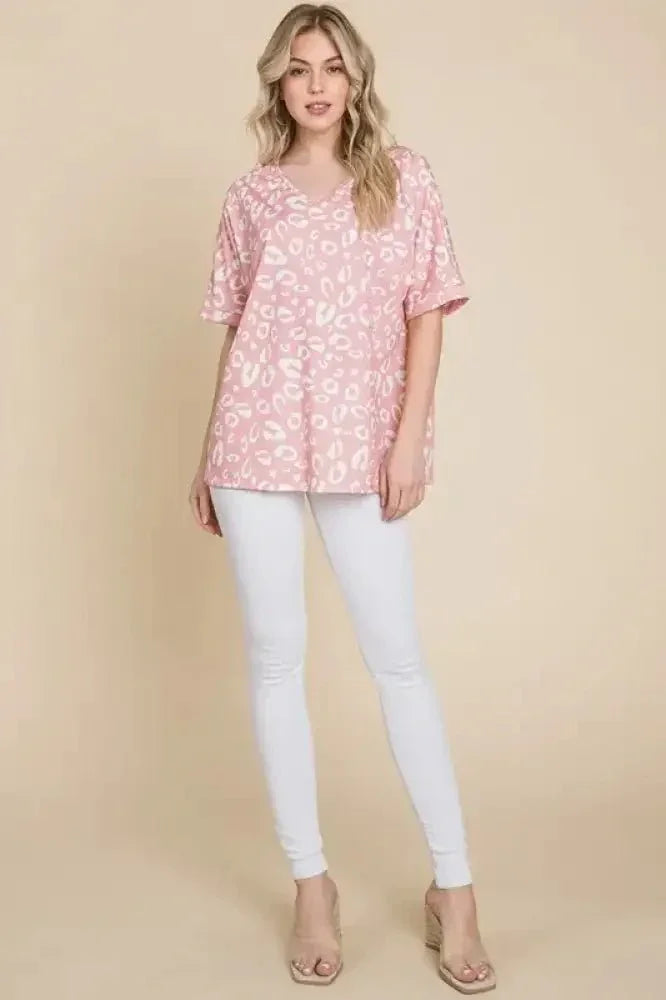BOMBOM Loose Fit Animal Print Soft Knit Top - Update AvenueT-ShirtsTrendsi10010090872153810010090872153826fa7eb18e474538ba38f671d0e68268 - Max - OriginBLUSH