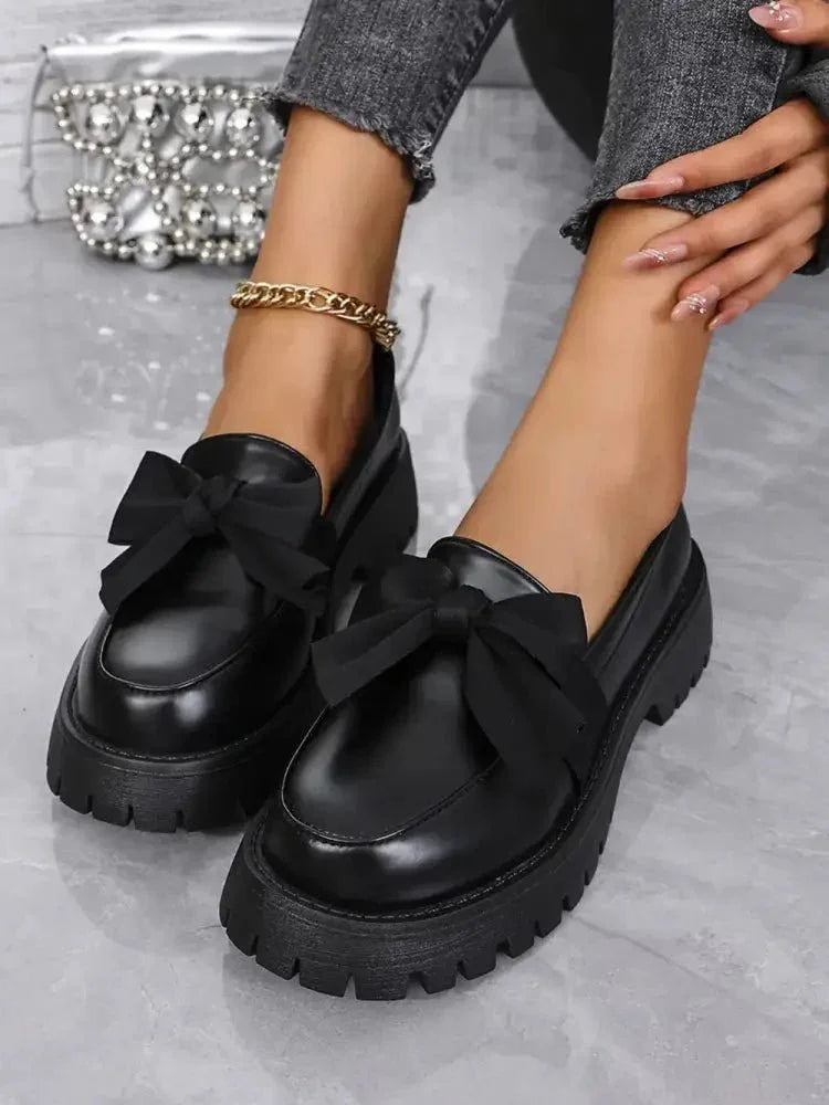 Bow PU Leather Round Toe Loafers - Update AvenueTrendsi100600581301090100600581301090Bow PU Leather Round Toe LoafersBlack（Matte）