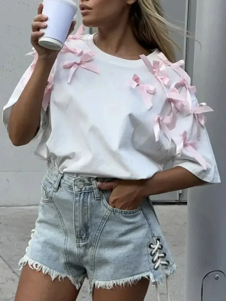 Bow Short Sleeve T-Shirt - Update AvenueT-ShirtsTrendsi100100615964691100100615964691f7e15ac0 - 11e1 - 4734 - a511 - 2e5dc6f96294 - Max - OriginWhite
