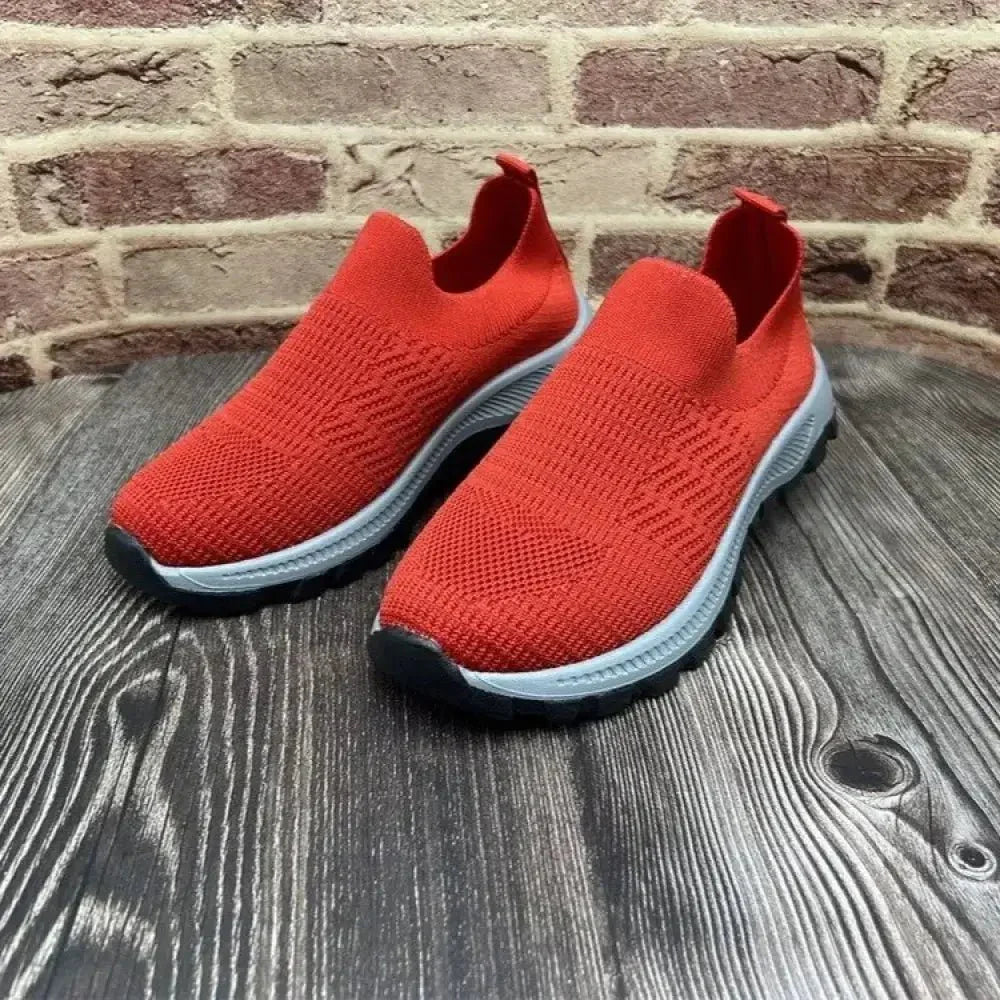 Breathable Mesh Round Toe Platform Athletic - Update AvenueTrendsi100600187752804100600187752804Breathable Mesh Round Toe Platform AthleticRed