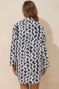 Button Down Contrast Striped Cover - Up - Update AvenueTrendsi10010070889144610010070889144606f76363 - 041d - 4eb8 - 9420 - 68ae3af83c9b - MaxBlack