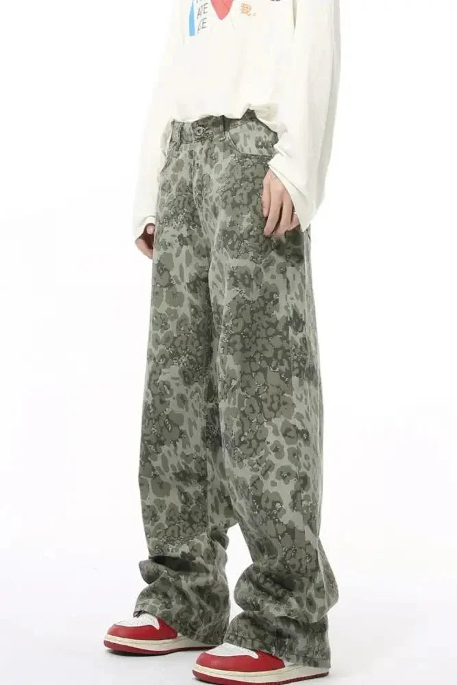 Camouflage Jeans with Pockets - Update AvenueTrendsi100400063561539100400063561539Camouflage Jeans with PocketsCaramel