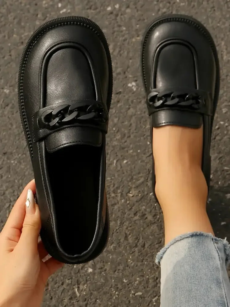 Chain Detail Leather Loafers