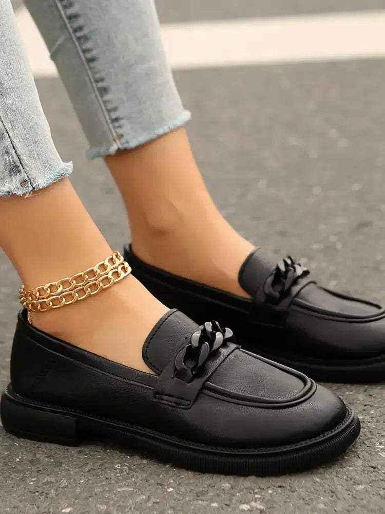 Chain Detail Leather Loafers