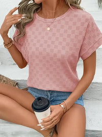 Checkered Textured Round Neck T-Shirt - Update AvenueT-ShirtsTrendsi100100619140037100100619140037af2794a557604ed19152c27189e028cd - Max - OriginDusty Pink