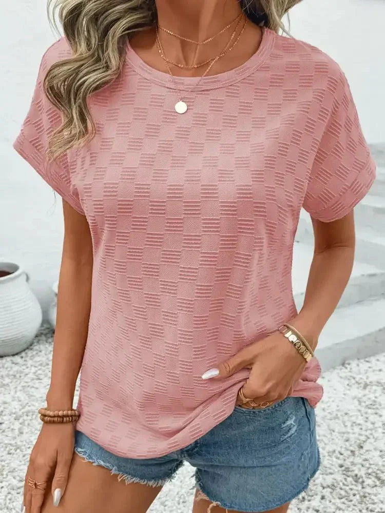 Checkered Textured Round Neck T-Shirt - Update AvenueT-ShirtsTrendsi100100619140037100100619140037abef1b56c9e54881ab9632b514661002 - Max - OriginDusty Pink