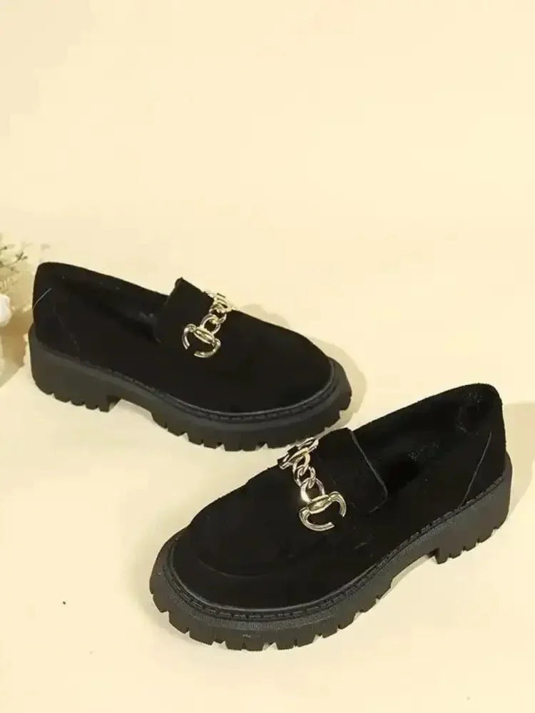 Chunky Platform Chain Detail Loafers - Update AvenueTrendsi100600457609633100600457609633Chunky Platform Chain Detail LoafersBlack
