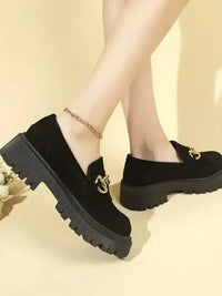 Chunky Platform Chain Detail Loafers - Update AvenueTrendsi100600457609633100600457609633Chunky Platform Chain Detail LoafersBlack
